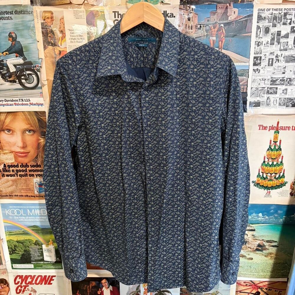 Perry-ellis Men's Blue and Navy Shirt